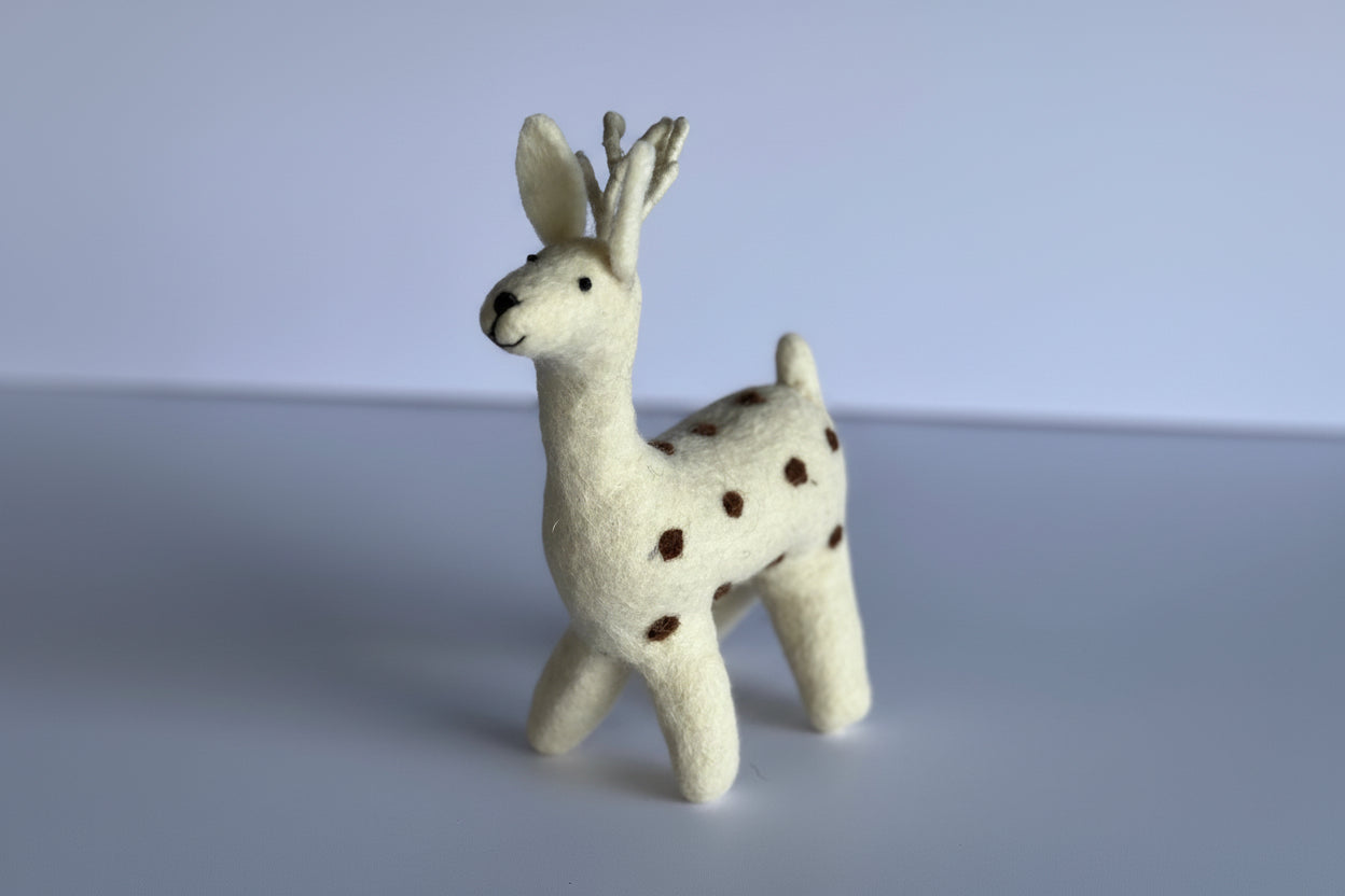 Felt Deer