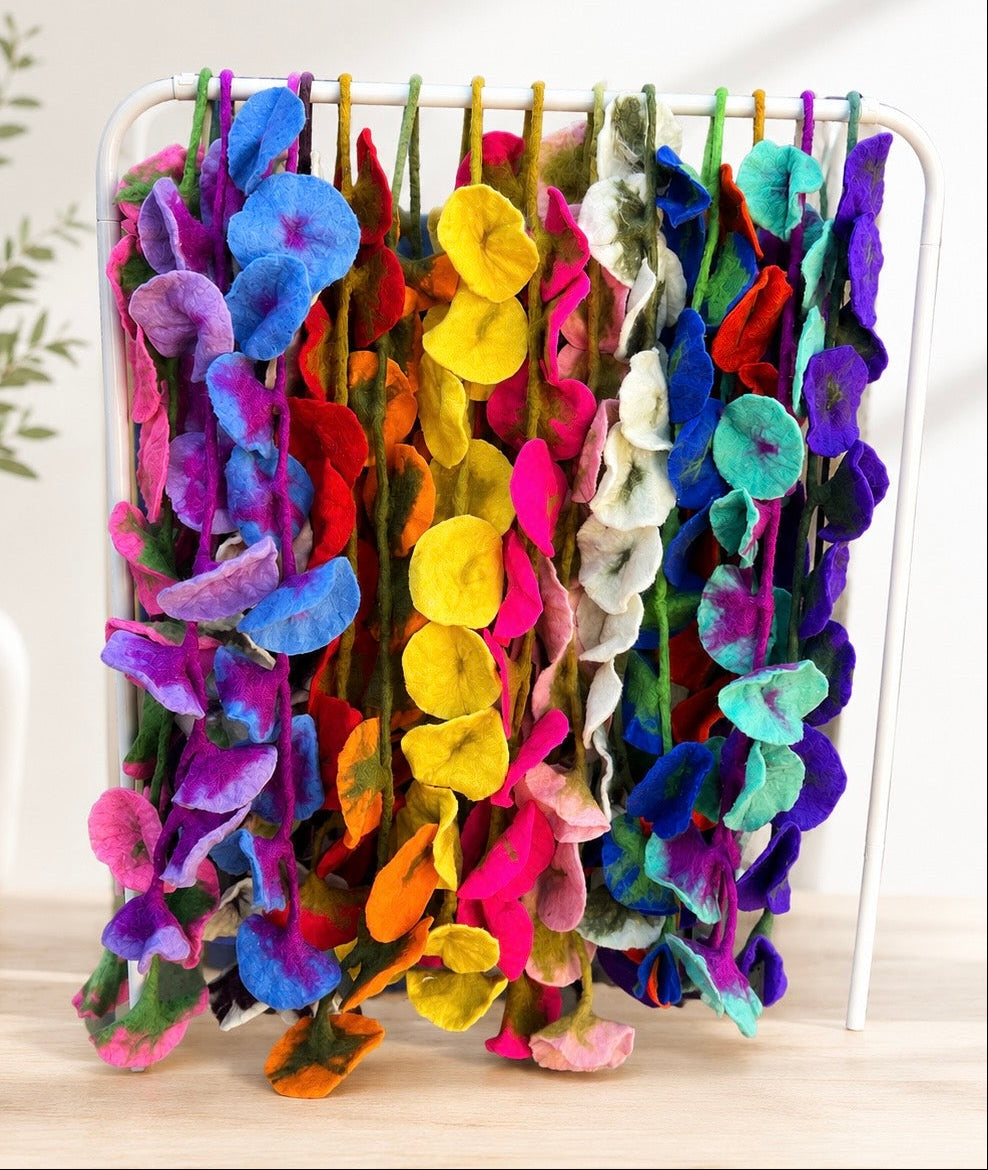 Blooming Felt Flower Garland
