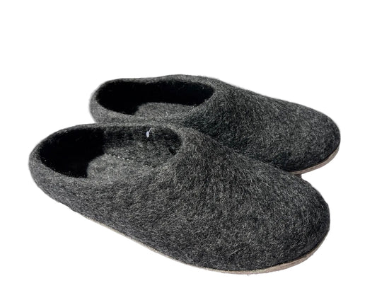 Charcoal Grey Felt Wool Slippers