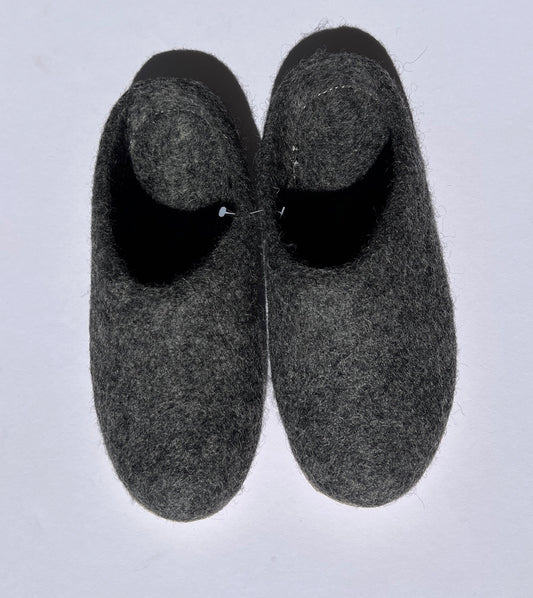 Charcoal Grey Felt Wool Slippers