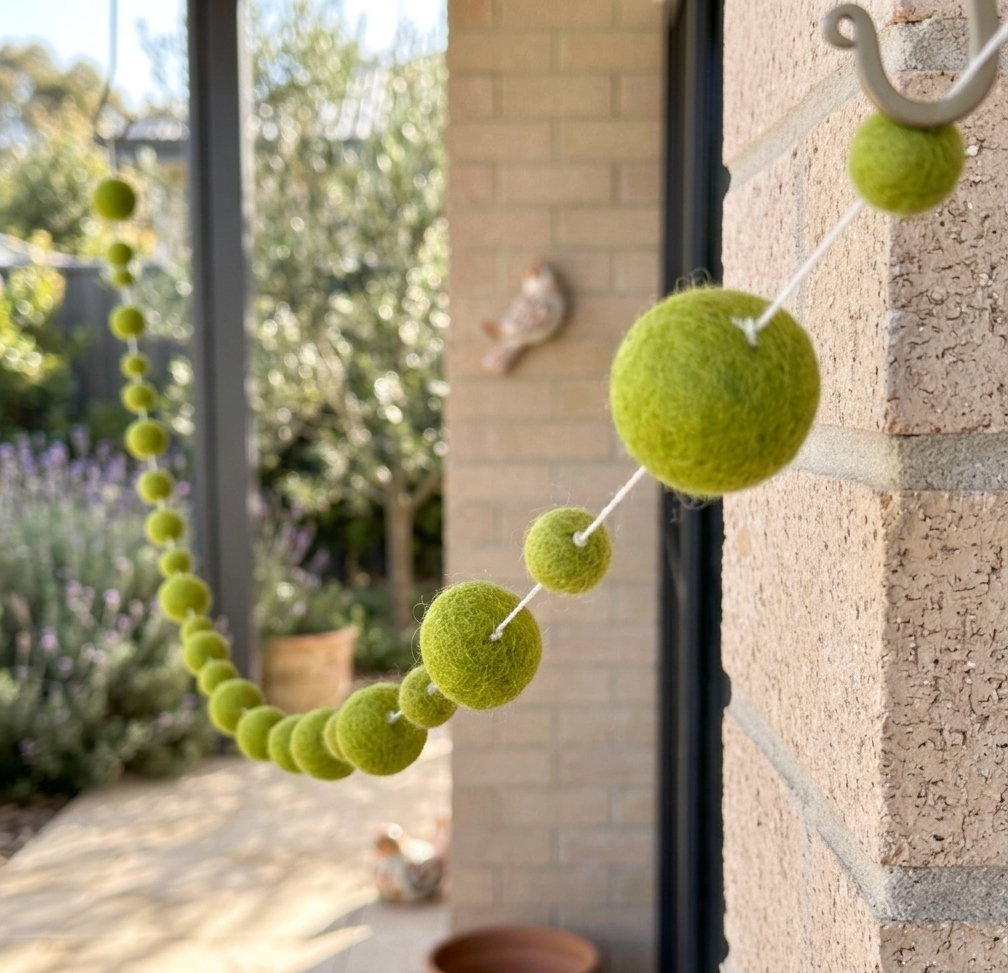 Felt Ball Garland 285cm – Lime & Yellow