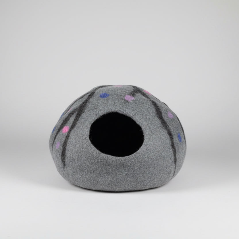 Polka Dot Design Felt Cat Cave