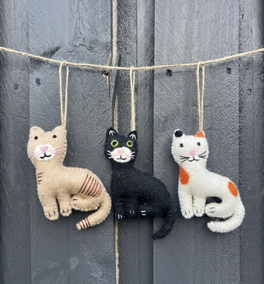 Felt Cat Hanging Ornament Set