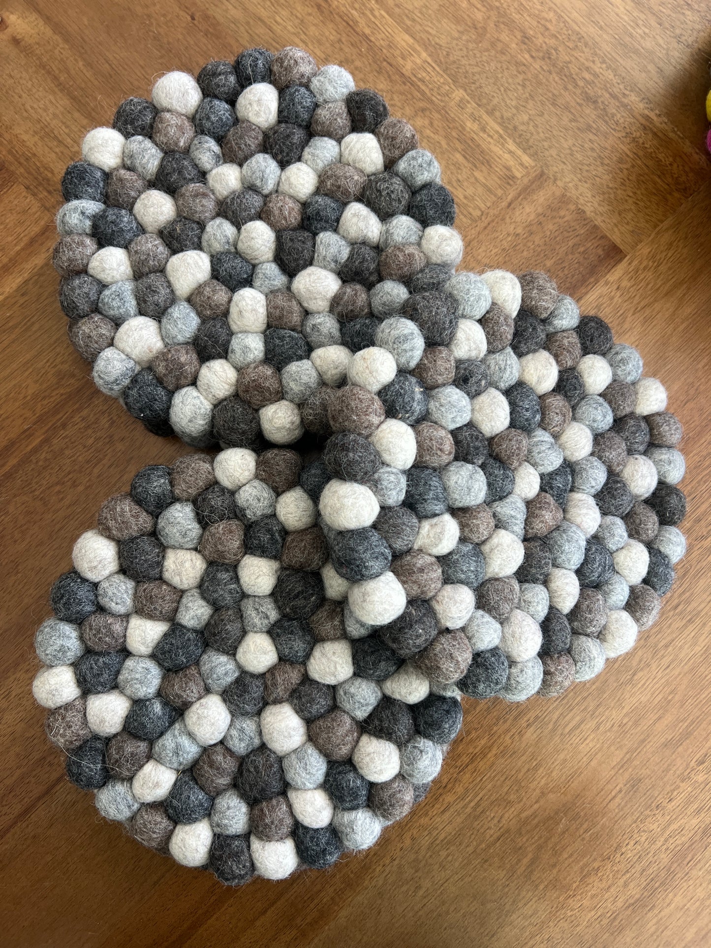 Natural Felt Ball Trivet & Placemat – 20cm (Neutral Mix)