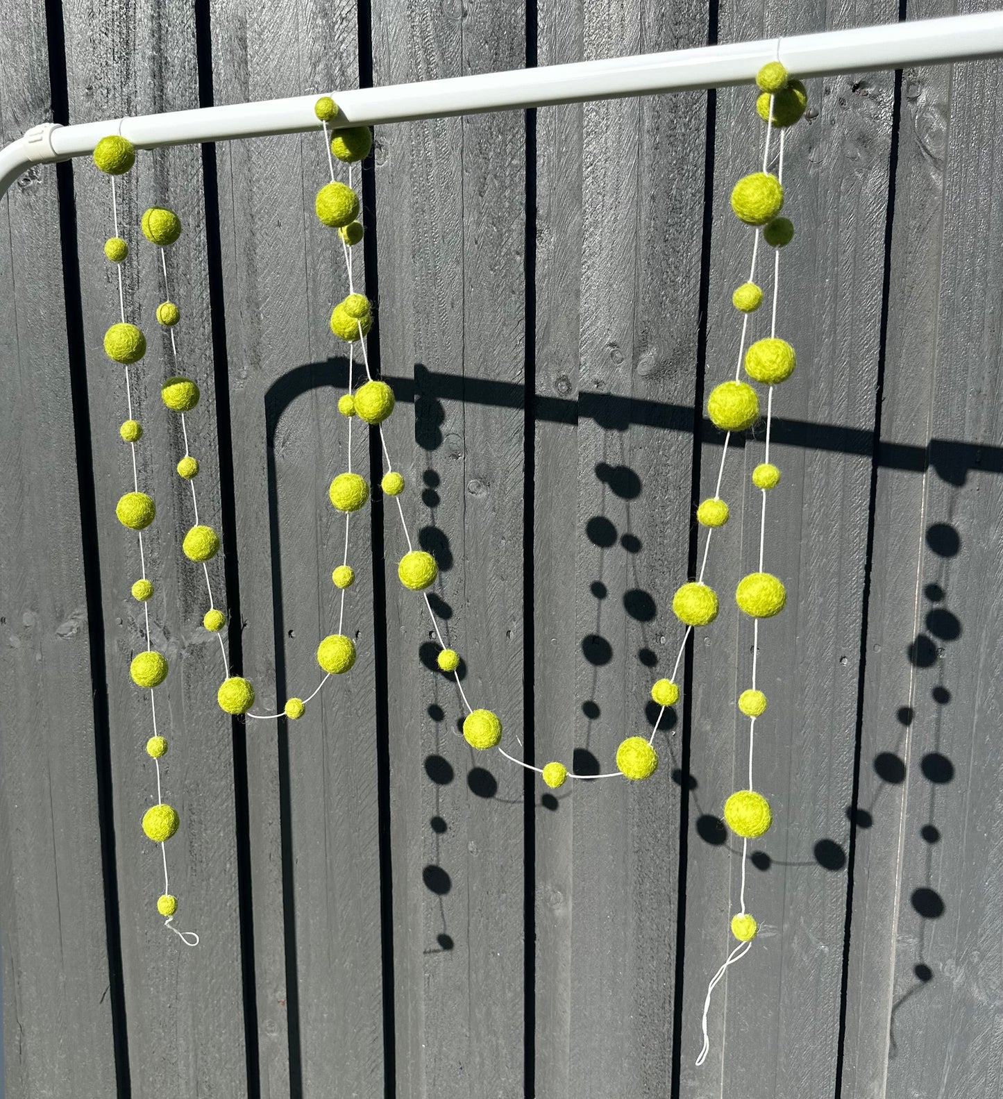 Felt Ball Garland 285cm – Lime & Yellow