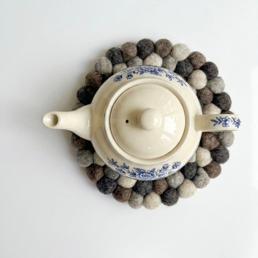 Natural Felt Ball Trivet & Placemat – 20cm (Neutral Mix)